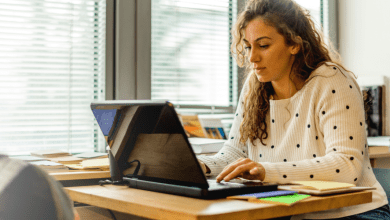 Uzaktan Eğitimde Katılımcı Sayısını Artırmak İçin İpuçları 6 Tips to Boost Student Participation in Online Education