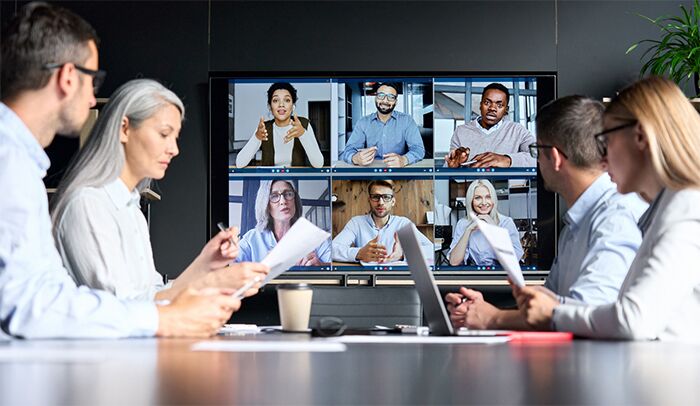 Use Thinkific for Corporate Training: Train Employees Online 3 Thinkific Customization and Flexibility