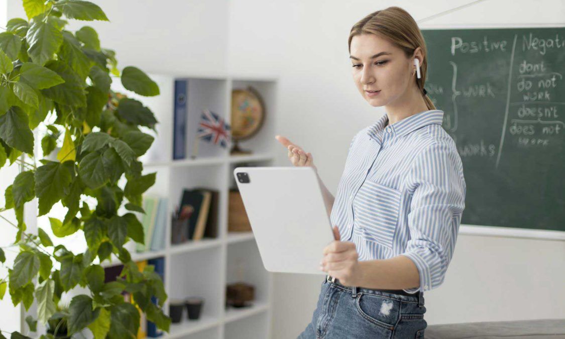 How to Sell Online Courses from Scratch