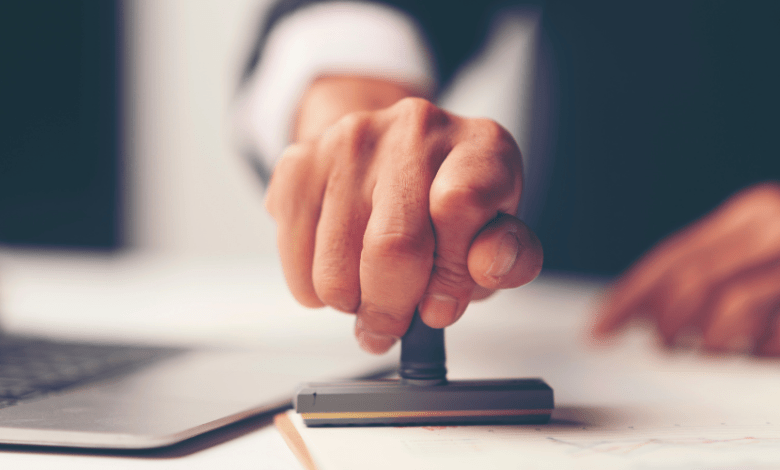 How Is The Use Of Digital Certificates In Online Training Different From The Use Of Traditional Certificates?