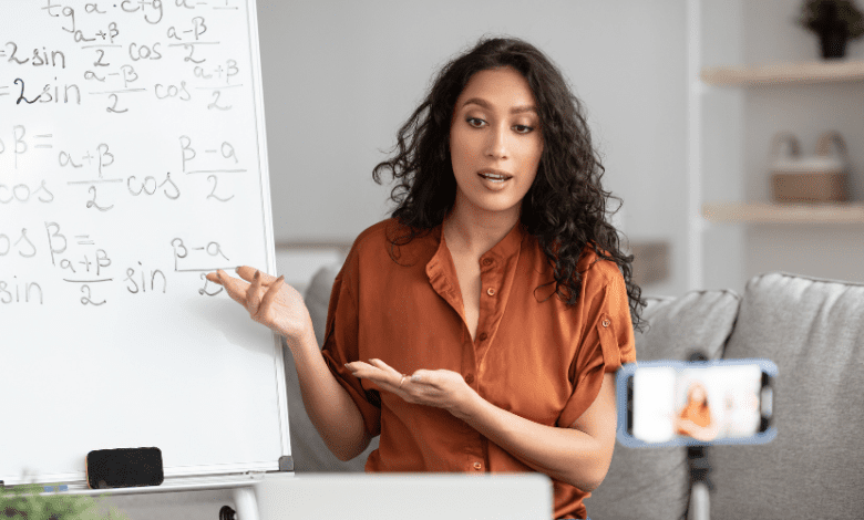 How to Sell Online Courses from Scratch