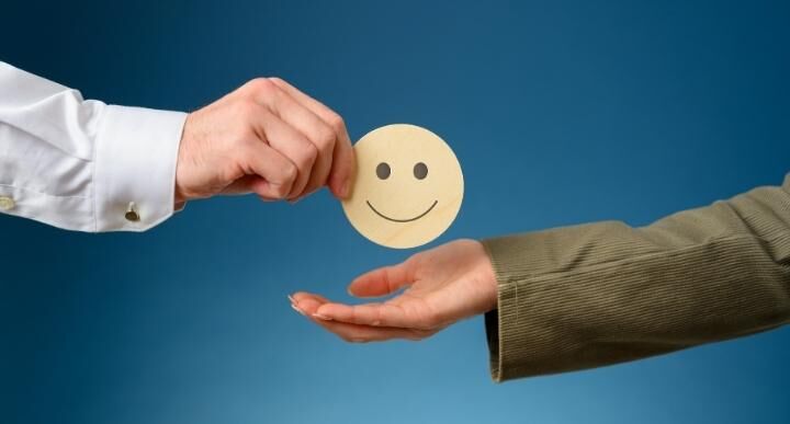 What are the Benefits of Using Online Credentials for Customers