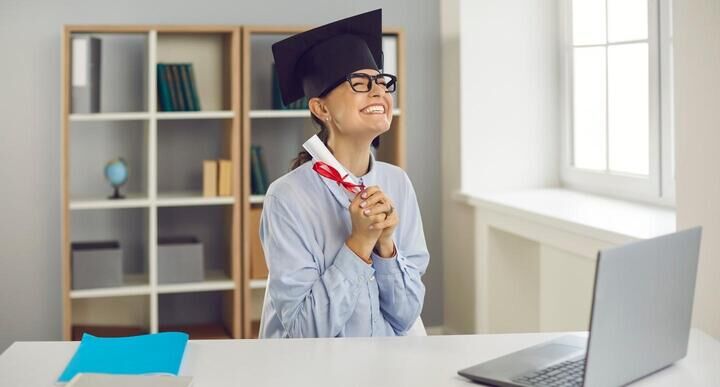 
Benefits of Joining Amazon as a New Graduate