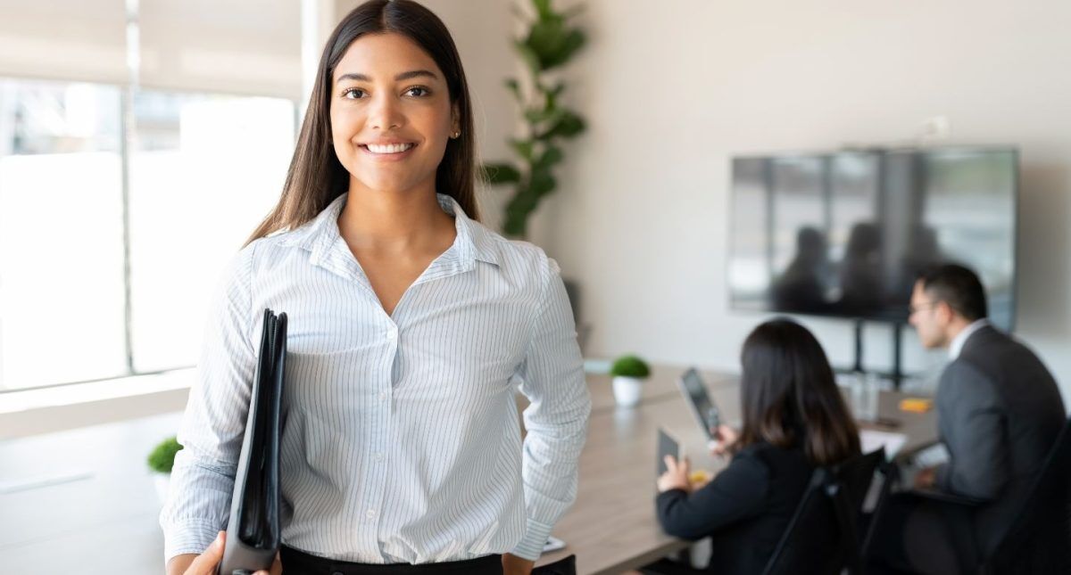 Create your own diploma: 12 ways to do it right 2 The Traditional Way Hire A Professional