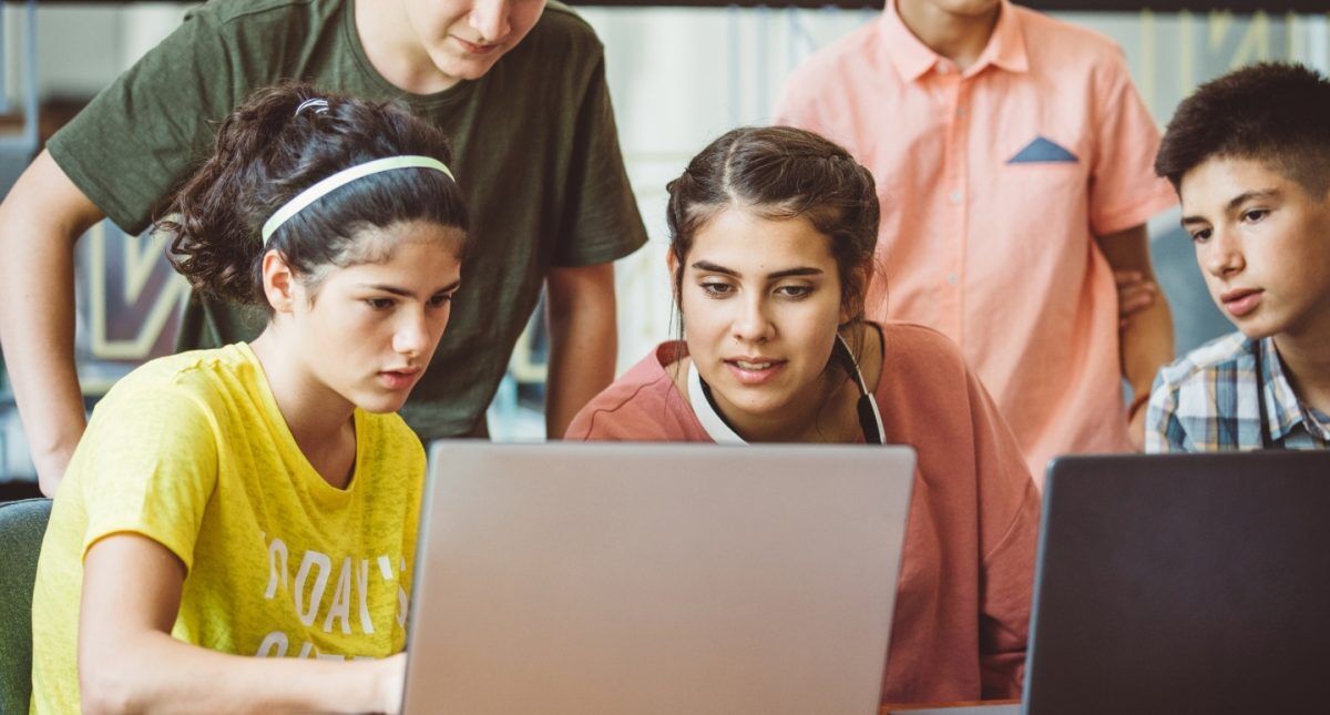 How to Sell a Course Online Through A Landing Page? (+5 Examples) 2 Sell a Course Online Through Landing Page