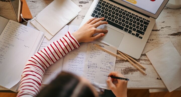 Gamification Learning: How Digital Badging Drive Engagement 3 Benefits of digital badging as a gamification element