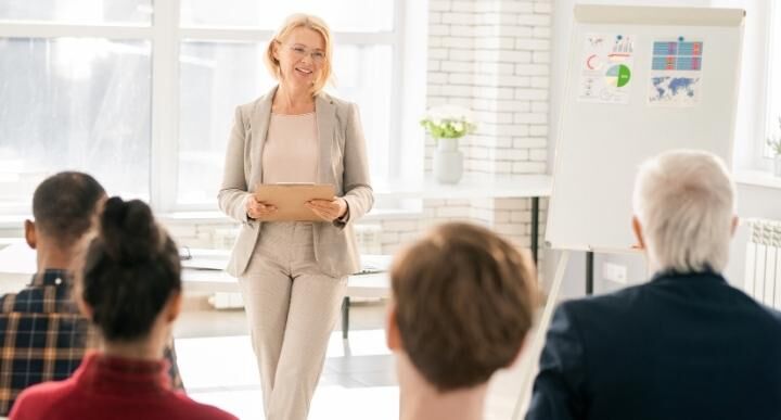 The Benefits of Digital Badging for Compliance Training 2 Enhancing Learner Engagement and Motivation
