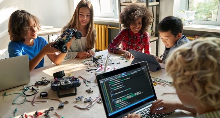 Gamification Learning: How Digital Badging Drive Engagement 2 Gamification and its application in the educational context