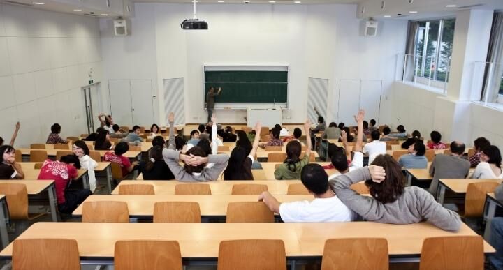 The Role of Digital Credentialing in Higher Education 3 Benefits of Digitally Verifiable Credentials in Higher Education